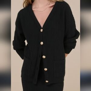 Oversized Black Lulus Cardigan Button-Up Sweater With Gold Buttons. Waffle Knit